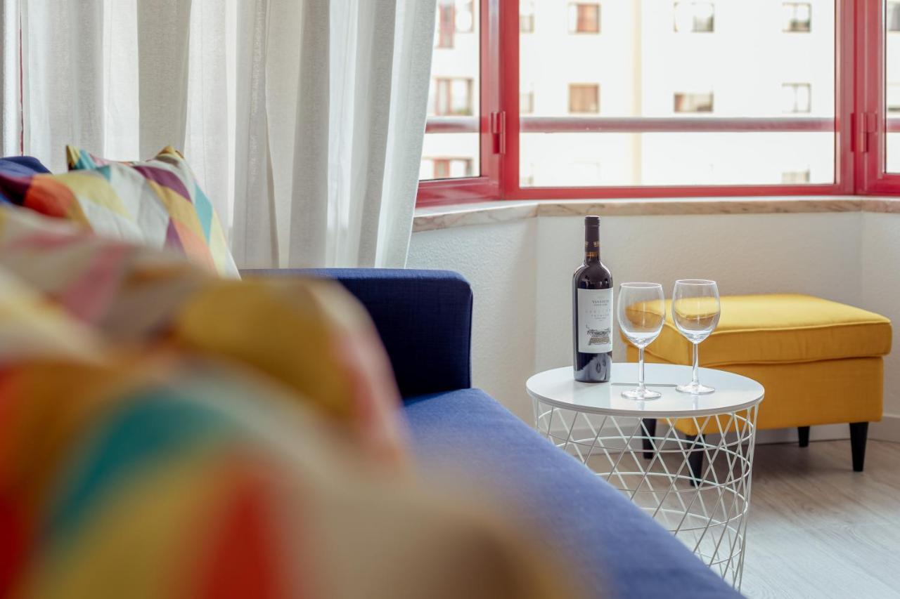 Elegant 3 Bedroom Apt - City Centre - Garage - Metro Лісабон Екстер'єр фото