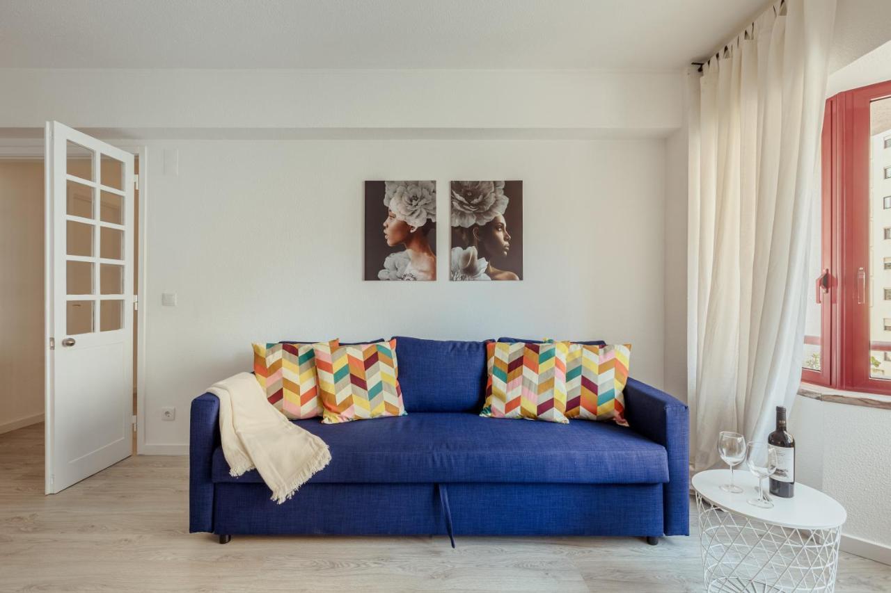 Elegant 3 Bedroom Apt - City Centre - Garage - Metro Лісабон Екстер'єр фото